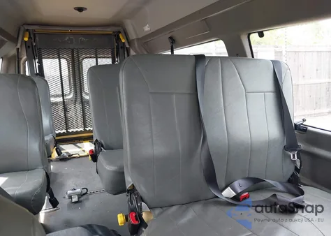 2014 Ford E-250 Commercial z USA, uszkodzony, nr VIN 1FTNS2EW6EDA35117